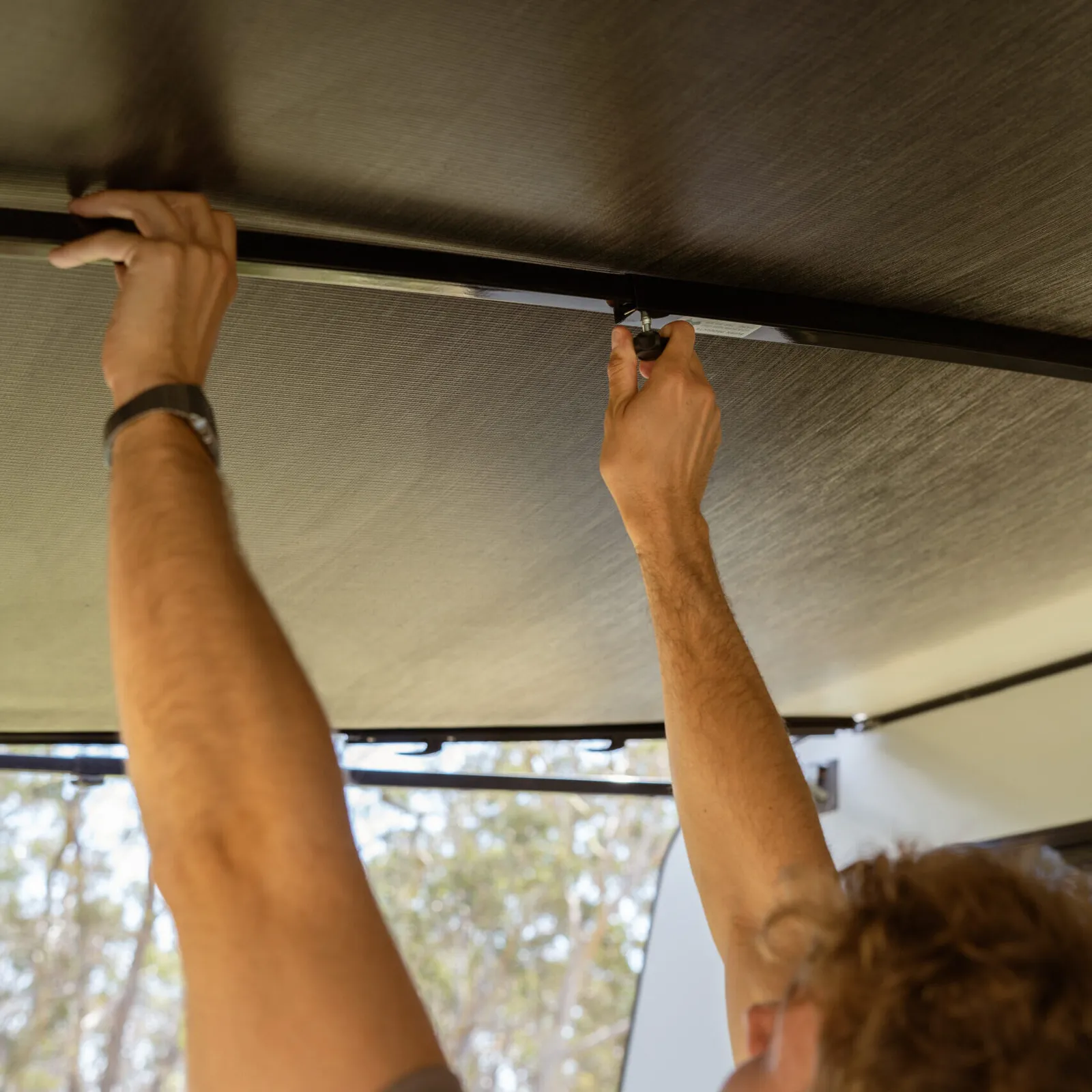 Supex Curved Roof Rafter | Slight Curve | Black | 243cm
