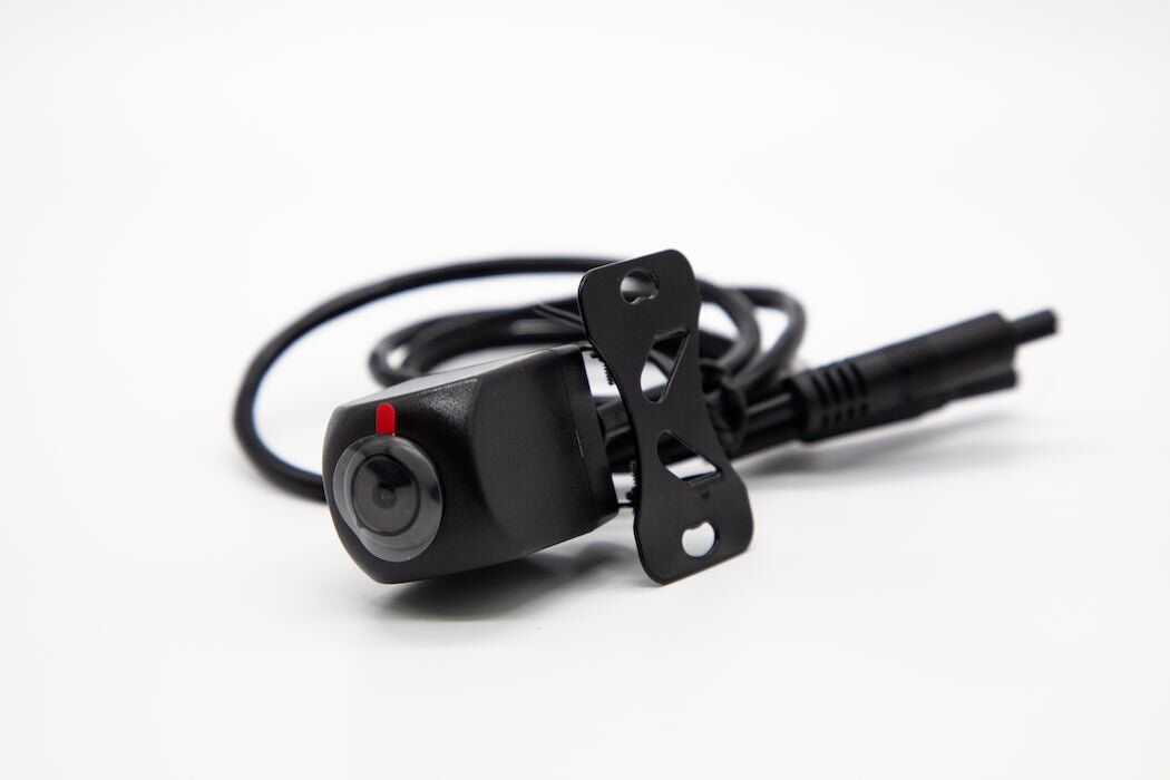 Hema Wi-Fi reversing camera with its mounting bracket and cable