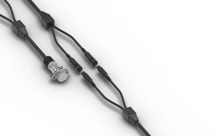Close-up of the Hema HM-WOZ2 WOZA cable splitters and heavy-duty connector