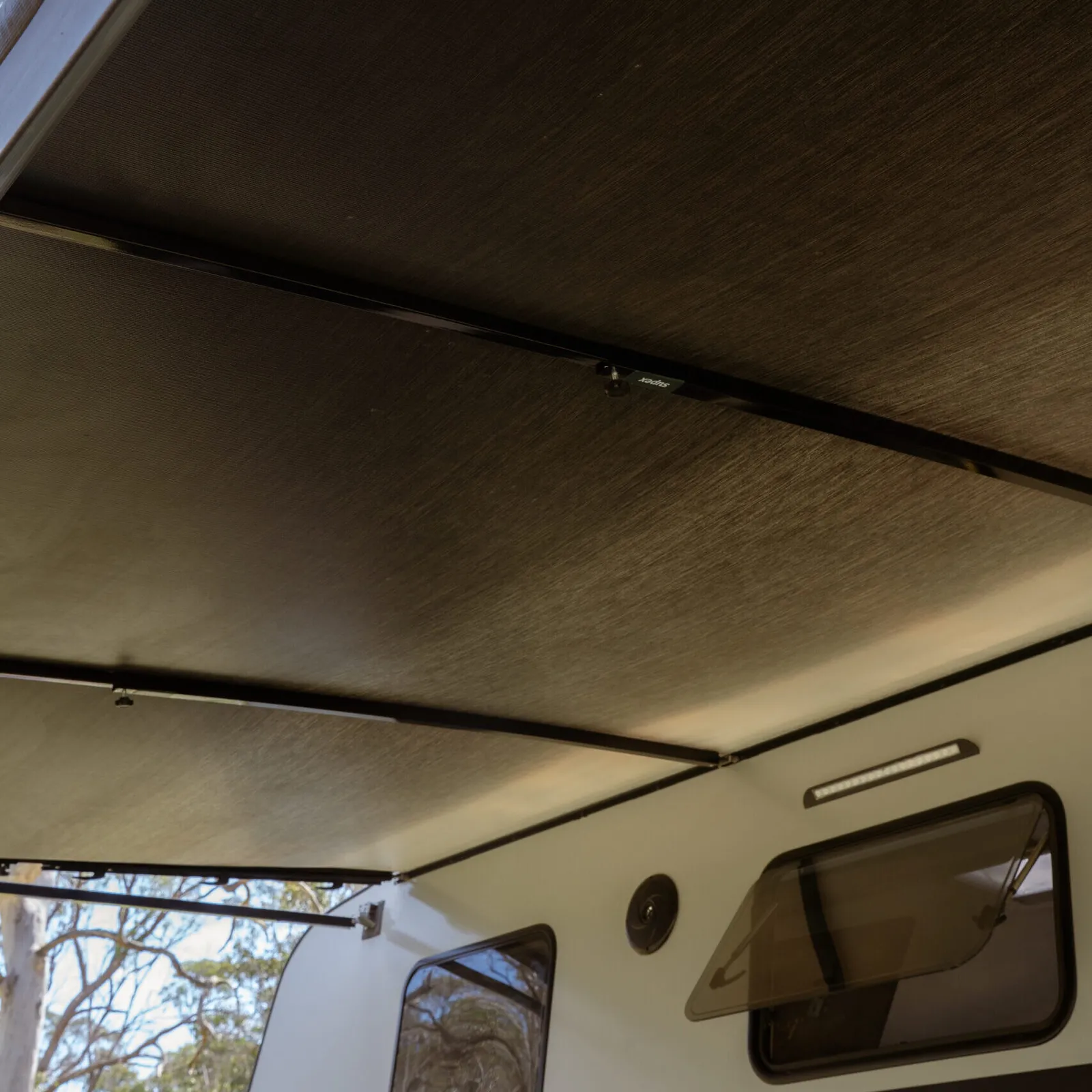 Supex Curved Roof Rafter | Slight Curve | Black | 243cm