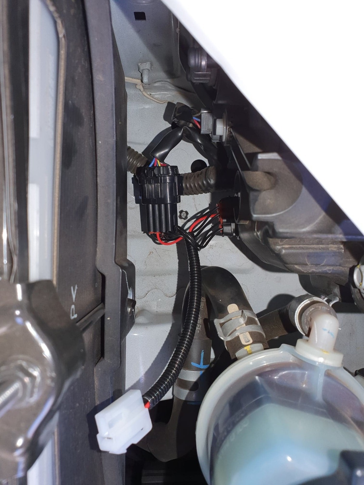 Plug & Play Driving Light / Lightbar Wiring Harness Suit Nissan Navara