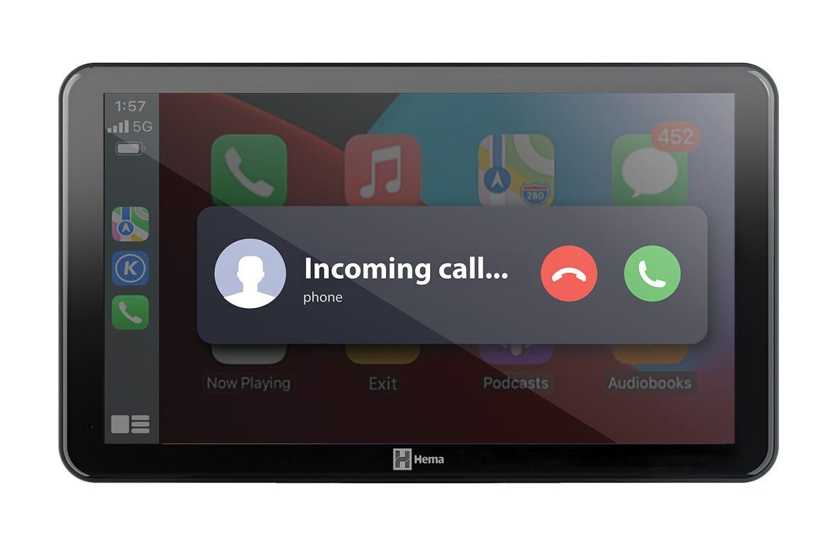 Hema HR-1 Nav showing an incoming call through wireless smartphone connection